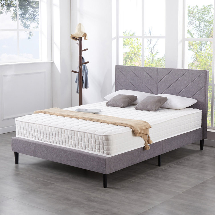 Dwinnell Barrel Pocket Sprung 1000 Mattress with Tight Top Memory Foam